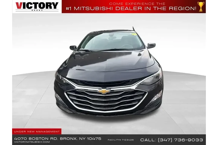 $12783 : Chevrolet Malibu 2022 LT 4dr image 2