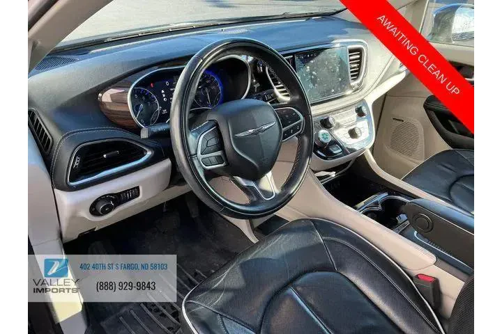 $24697 : Chrysler Pacifica 2022 AWD L image 8