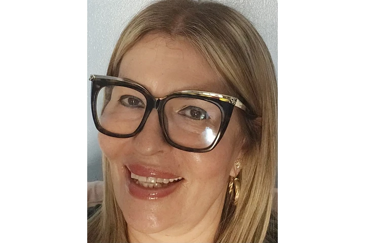 Señora sexy image 1