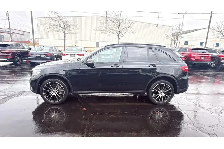 $16995 : 2019 GLC image 8