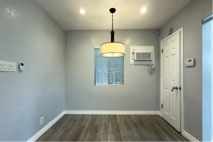 $900 : upgraded kitchen Home for rent image 5