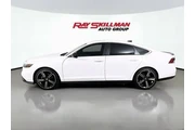 $26988 : Honda Accord Hybrid 2023 Spo thumbnail
