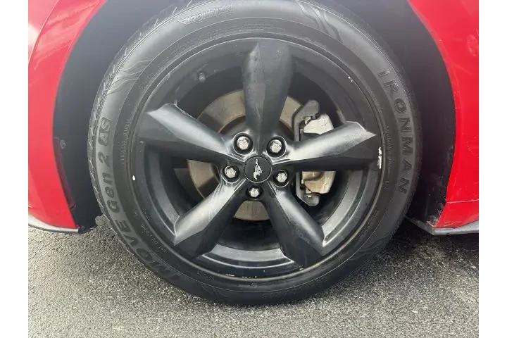 $17995 : Ford Mustang 2016 V6 2dr Con image 8