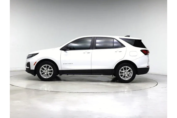 $18998 : Chevrolet Equinox 2022 LS 4d image 3