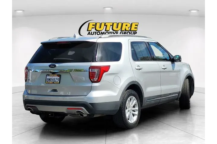 $13988 : Ford Explorer 2016 XLT 4dr S image 9