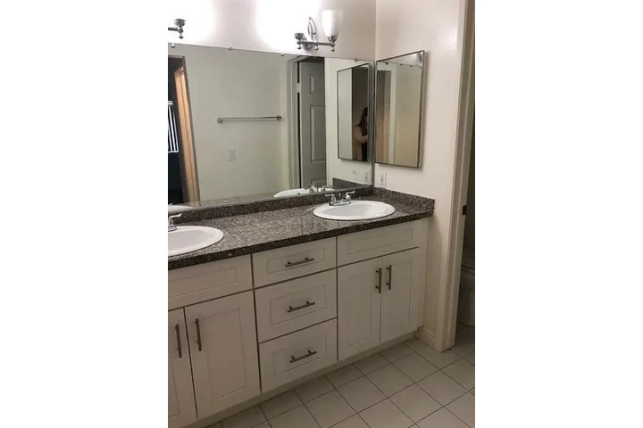 $2500 : Nice 2 bedroom Apartment image 6