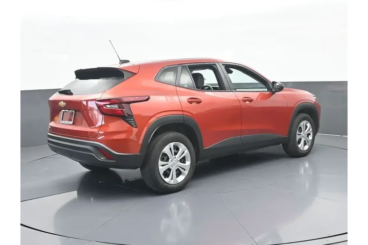 $16725 : Chevrolet Trax 2024 LS 4dr C image 6
