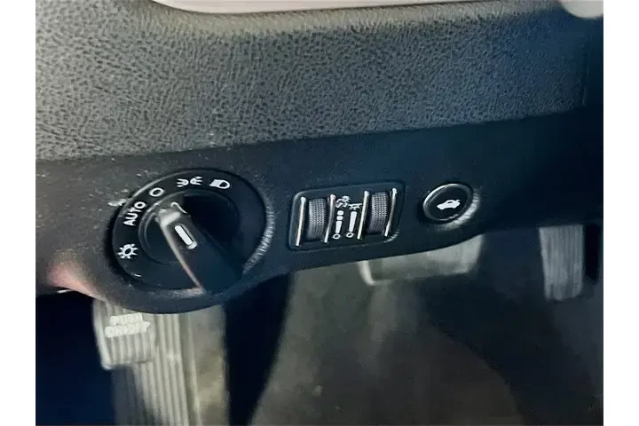 $23600 : Dodge Charger 2023 GT 4dr Se image 10