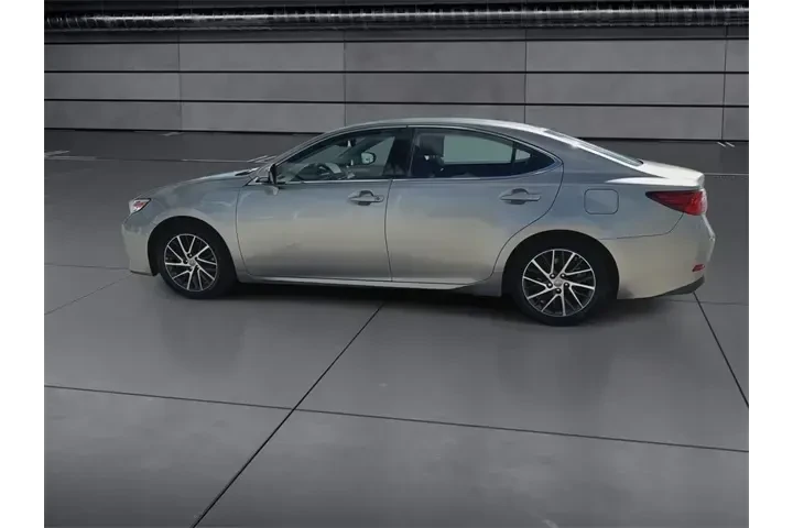 $22588 : Lexus ES 350 2017 4dr Sedan image 5
