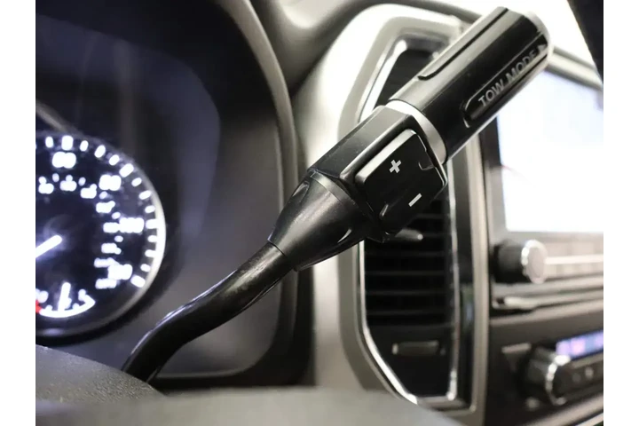 $23762 : Nissan Titan 2021 4x2 SV 4dr image 9