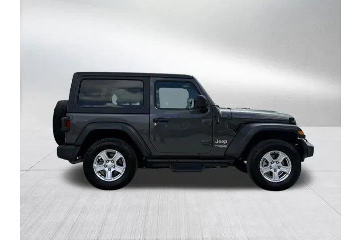 $25996 : Jeep Wrangler 2020 4x4 Willy image 4