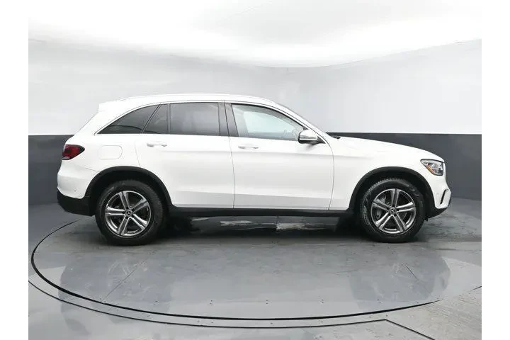 $28652 : Mercedes-Benz GLC 2022 AWD G image 3