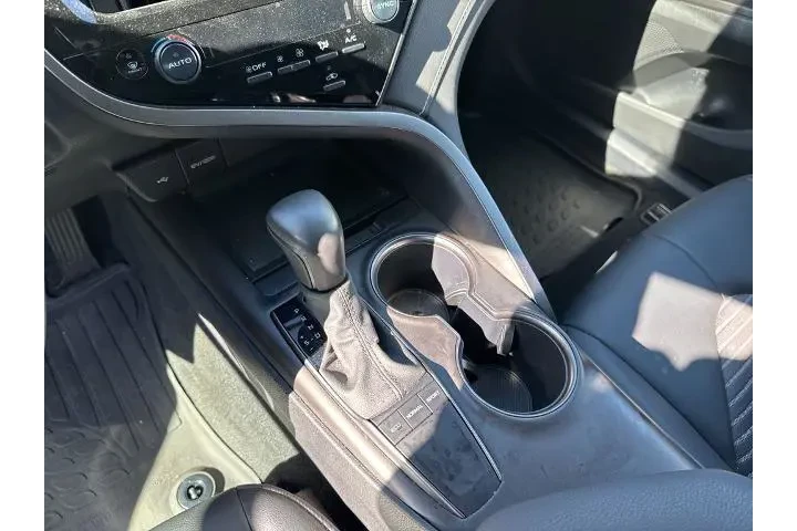 $26201 : Toyota Camry 2024 SE 4dr Sed image 9