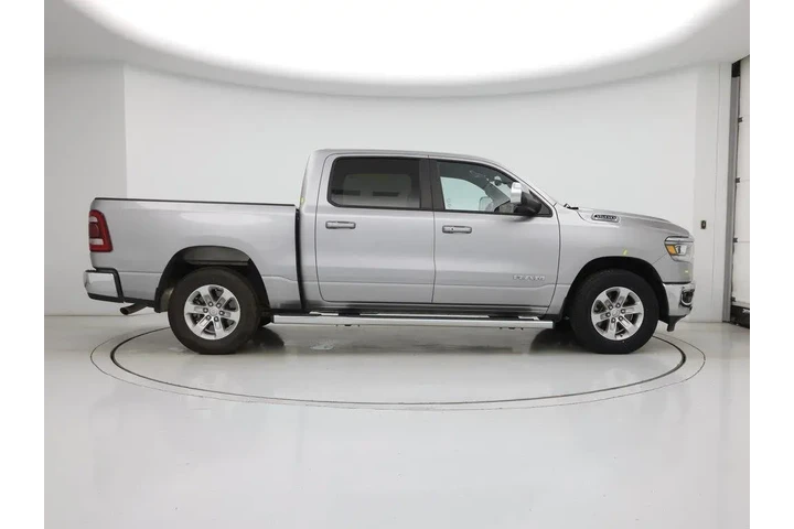 $30998 : Ram 1500 2023 4x2 Laramie 4d image 7
