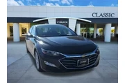 $17987 : Chevrolet Malibu 2023 LT 4dr thumbnail