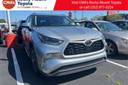 PRE-OWNED 2021 TOYOTA HIGHLAN en Madison WV