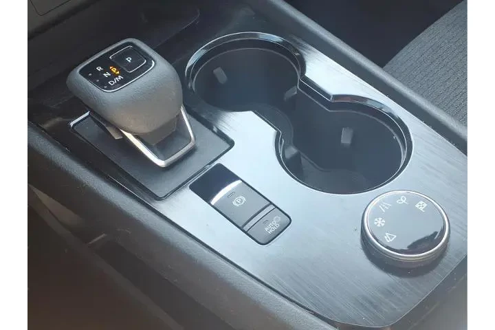 $20657 : Nissan Rogue 2023 AWD SV 4dr image 8