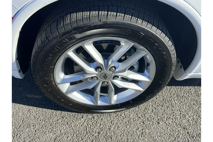 $28000 : Dodge Durango 2023 AWD GT 4d image 9