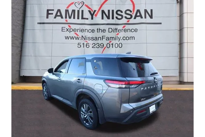 $30609 : Nissan Pathfinder 2024 AWD S image 5