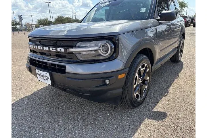 $26975 : 2023 Bronco Sport Outer Banks image 8