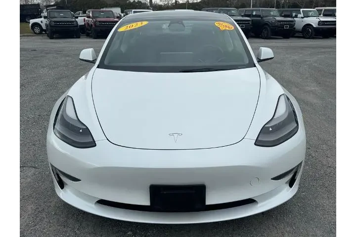 $25700 : Tesla Model 3 2023 4dr Sedan image 2