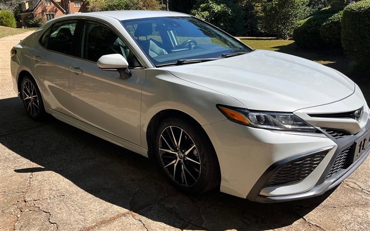 $13000 : 2022 Camry SE image 2