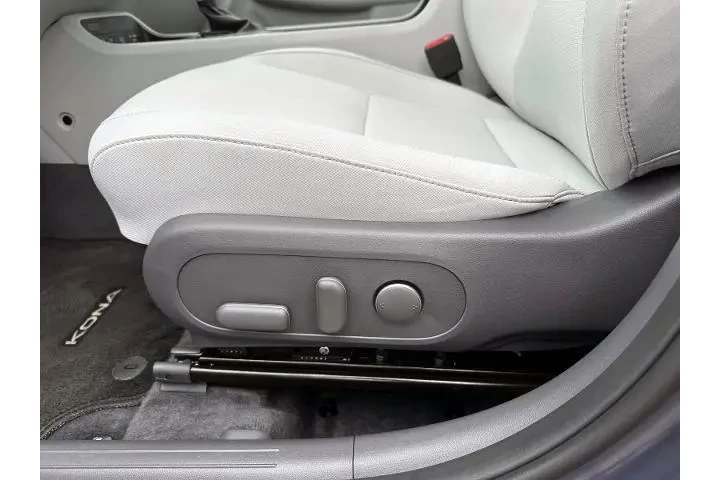 $23999 : Hyundai KONA 2025 AWD SEL 4d image 10