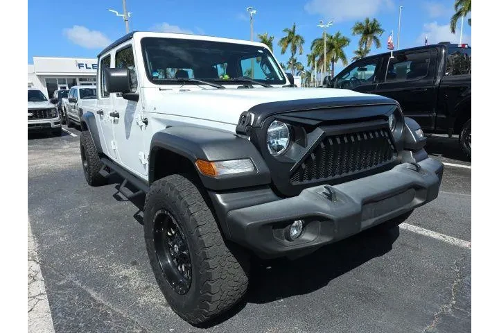 $27997 : Jeep Gladiator 2021 4x4 Spor image 1