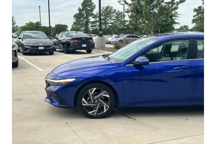 $20499 : Hyundai ELANTRA 2025 SEL Con image 7