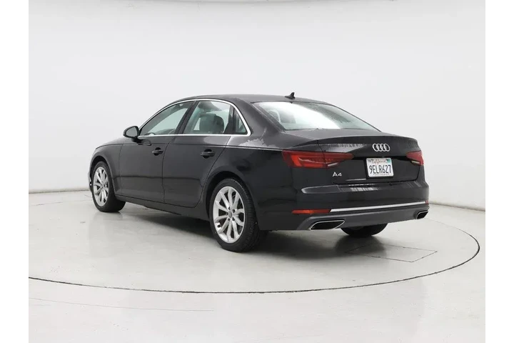 $17998 : Audi A4 2019 Titanium 40 TFS image 2