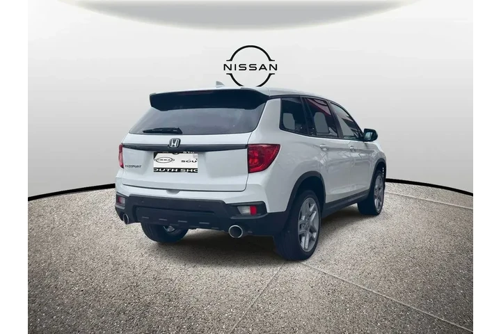 $31995 : Honda Passport 2024 AWD EX-L image 5