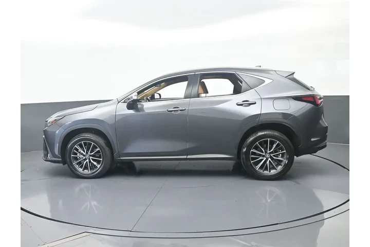 $33991 : Lexus NX 250 2024 4dr Crosso image 3