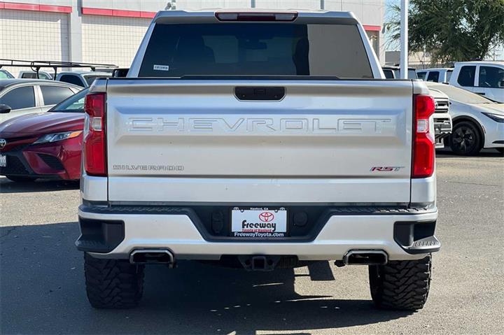 $32998 : Silverado 1500 RST image 6