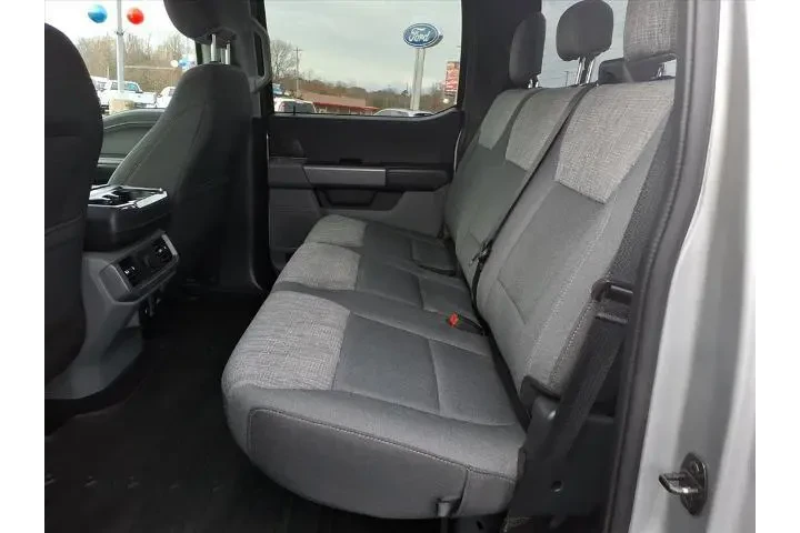 $35967 : Ford F-150 2021 4x4 XLT 4dr image 8