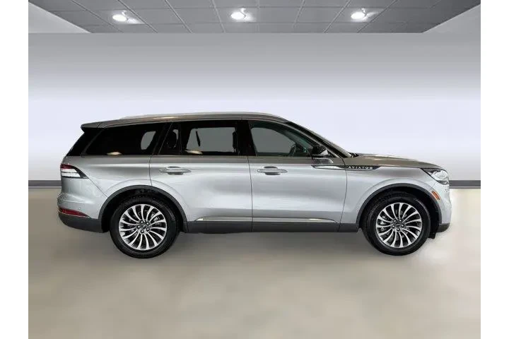 $30898 : Lincoln Aviator 2020 AWD Res image 8