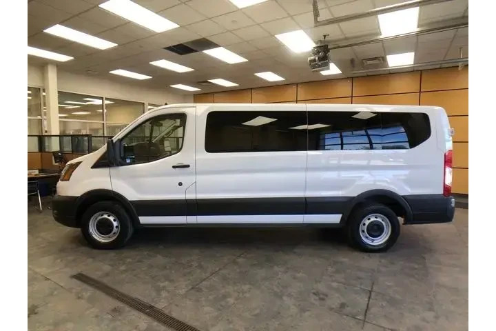 $38942 : Ford Transit 2023 350 XLT 3d image 4