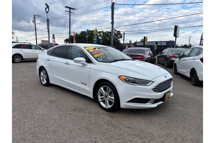 $10999 : 2018 Fusion Hybrid SE image 3