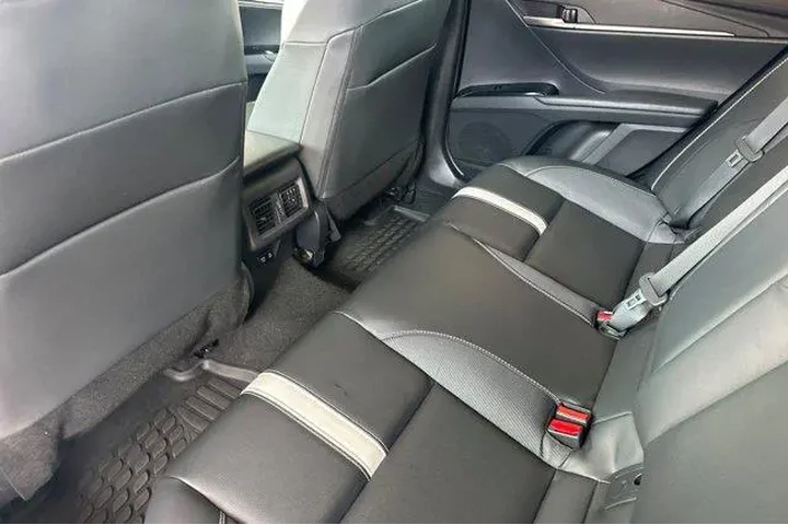 $32700 : Toyota Camry 2026 SE 4dr Sed image 7