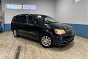 Pre-Owned 2013 Town & Country en Milwaukee