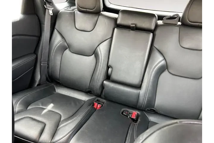 Jeep Cherokee 2023 4x4 Altit image 10