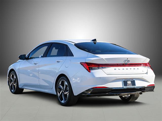 $29990 : Pre-Owned 2023 Hyundai Elantr image 6