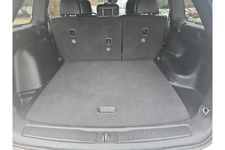 $28400 : Jeep Grand Cherokee 2024 4x4 image 9