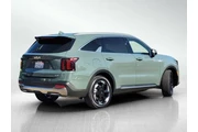 $36497 : Kia Sorento Plug-In Hybrid 2 thumbnail