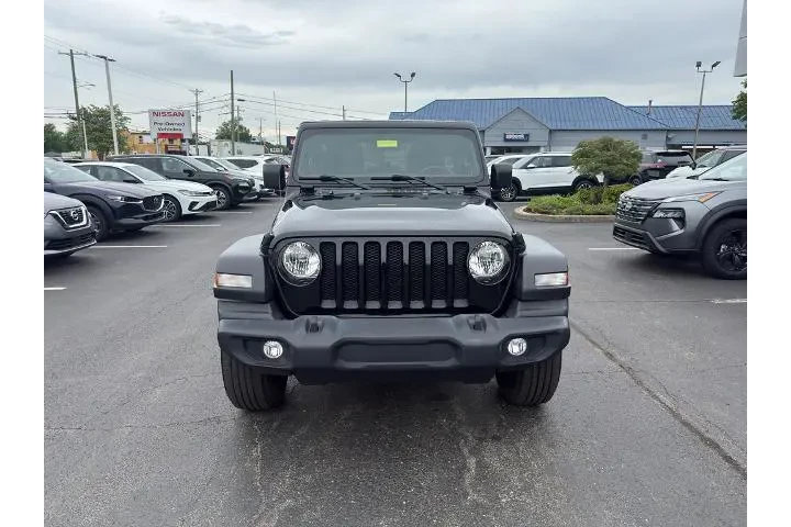$33995 : Jeep Wrangler Unlimited 2022 image 5