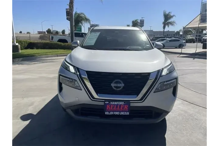 $19767 : Nissan Rogue 2023 SV 4dr Cro image 3