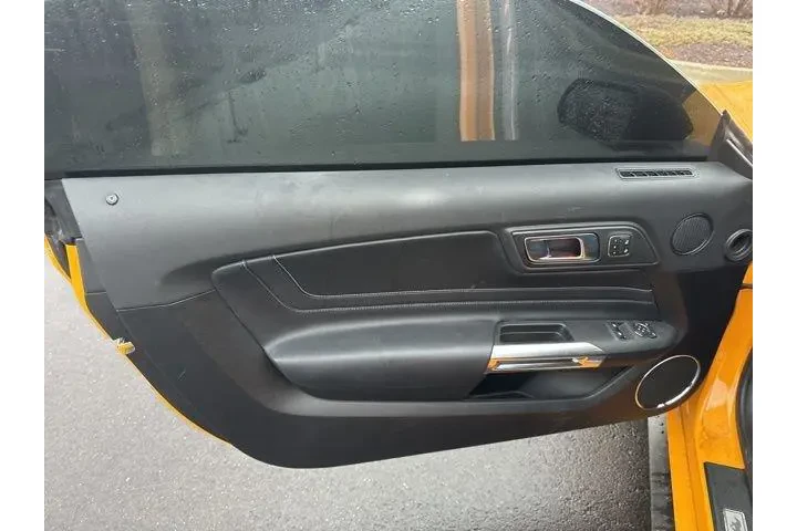 $40000 : Ford Mustang 2022 GT 2dr Fas image 8