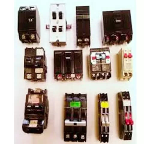 WE BUY BREAKERS image 2