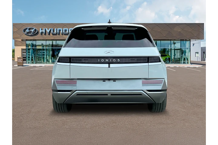 $29897 : Hyundai IONIQ 5 2024 Limited image 6