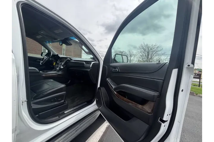 $11999 : 2015 Suburban LT image 9