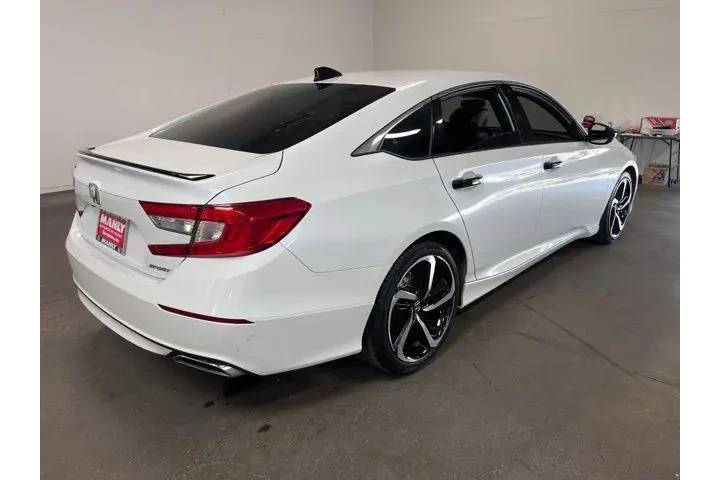 $25701 : Honda Accord 2022 Sport 4dr image 3